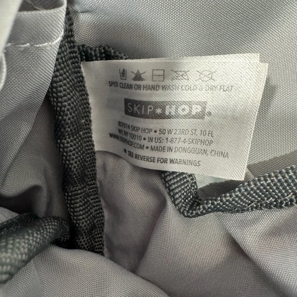 Skip Hop Baby Bag in Gray and White